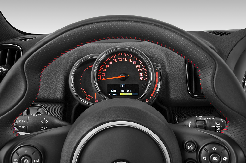 MINI Countryman (Baujahr 2020) Cooper SE ALL4 5 Türen Tacho und Fahrerinstrumente