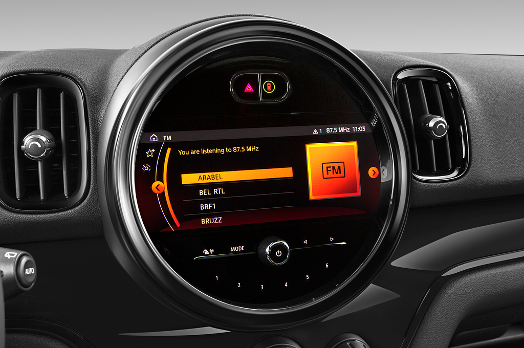 MINI Countryman (Baujahr 2021) Cooper Classic 5 Türen Radio und Infotainmentsystem
