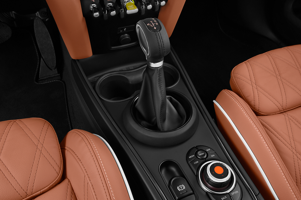 MINI Countryman Plug-In Hybrid (Baujahr 2021) S E ALL4 5 Türen Schalthebel