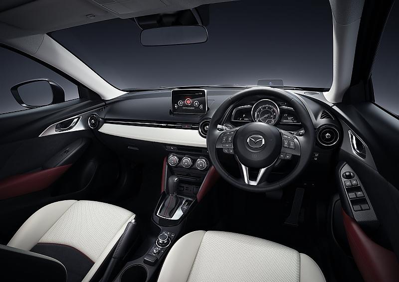 Mazda CX 3 - Weltpremiere auf der Los Angeles Autoshow