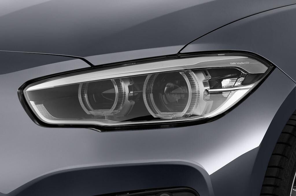 BMW 1 Series (Baujahr 2016) M Sport 3 Türen Scheinwerfer