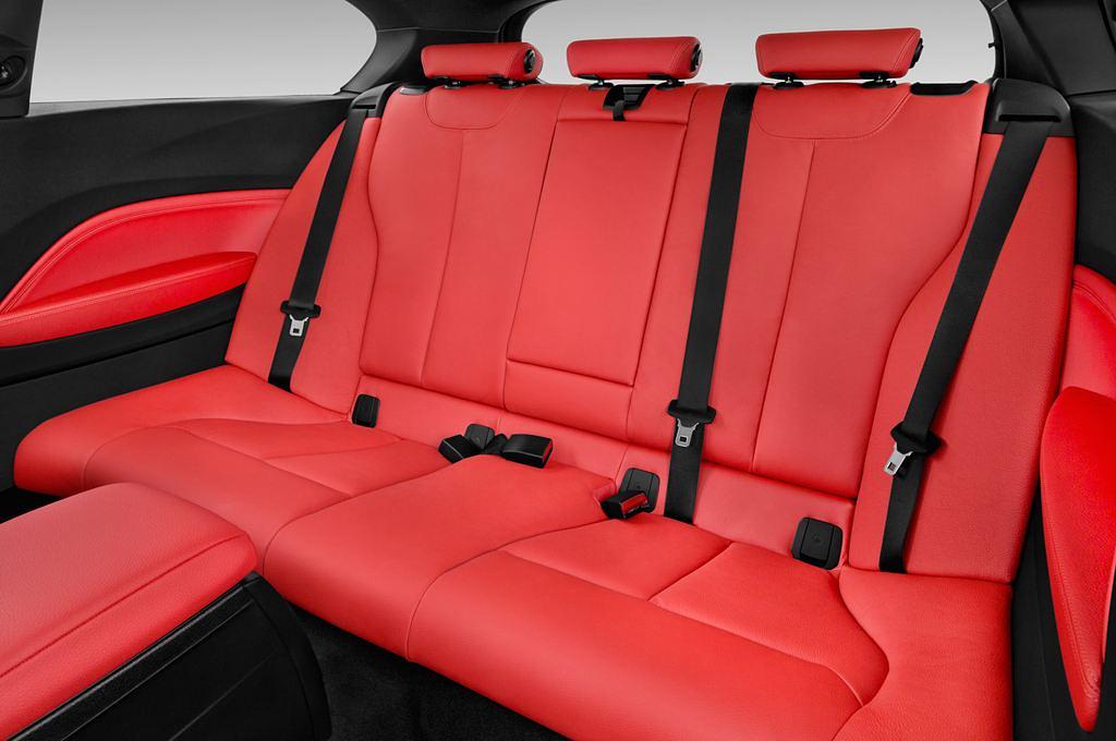 BMW 1 Series (Baujahr 2016) M Sport 3 Türen Rücksitze