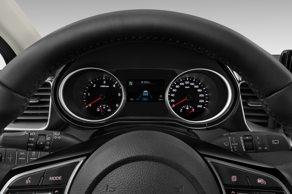 Kia Ceed (Baujahr 2022) Vision 5 Türen Tacho und Fahrerinstrumente