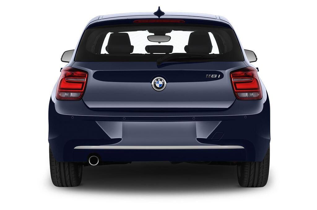 BMW 1 Series (Baujahr 2012) Urban Line 5 Türen Heckansicht
