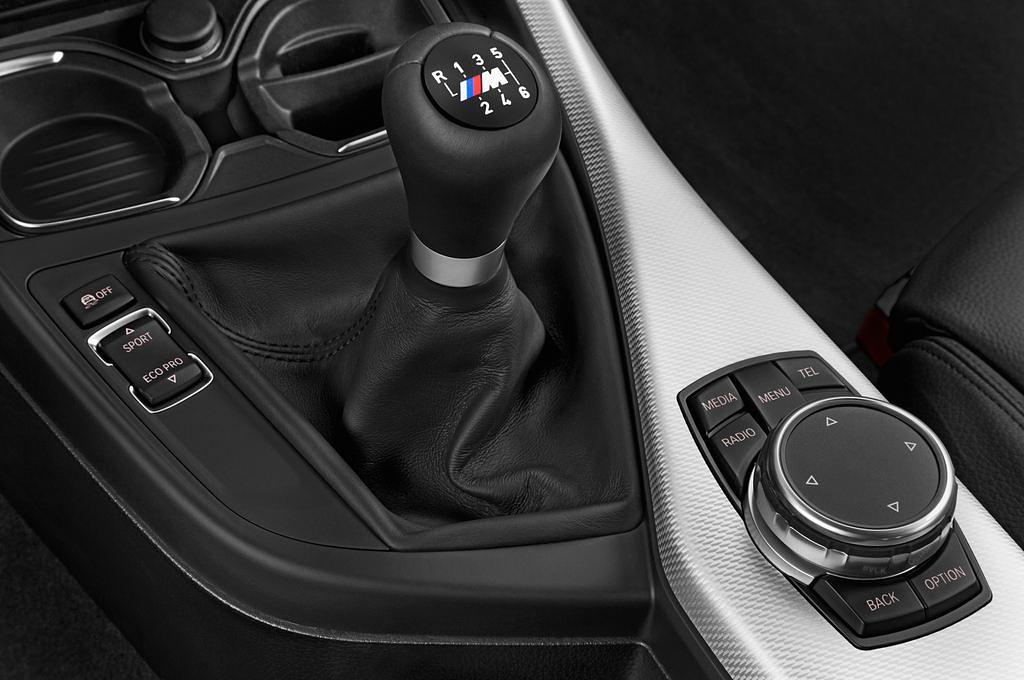 BMW 1 Series (Baujahr 2016) M Sport 5 Türen Schalthebel