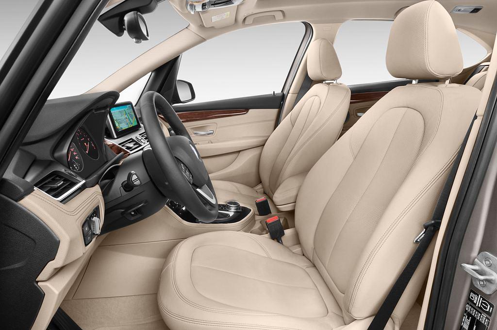 BMW 2 Series (Baujahr 2015) Luxury Line 5 Türen Vordersitze