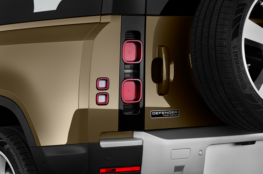 Land Rover Defender (Baujahr 2021) HSE 3 Türen Rücklicht