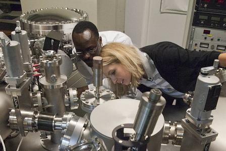 EKO Coils an der Verzinkungsanlage: Hier wird das Rohmaterial veredelt