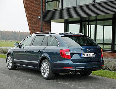 Auch von hinten ist der Superb schön anzusehen.