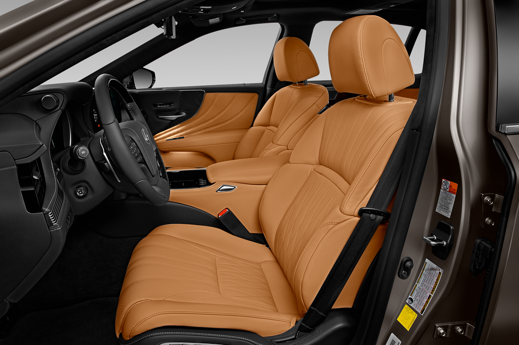 Lexus LS (Baujahr 2022) Base 500h 4 Türen Vordersitze