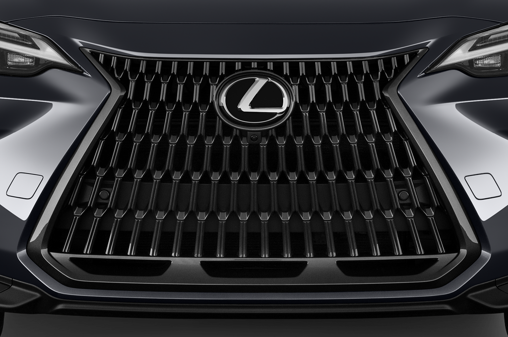 Lexus NX (Baujahr 2022) 350h Luxury Line 5 Türen Kühlergrill und Scheinwerfer