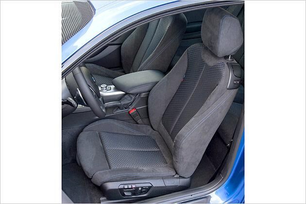 Das M-Sportgestühl bietet ausgezeichneten Seitenhalt und ist absolut Langstrecken tauglich