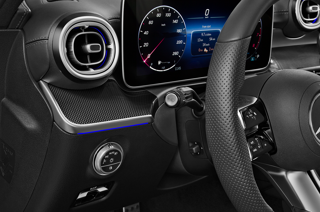 Mercedes C Class (Baujahr 2022) AMG Line 4 Türen Lüftung