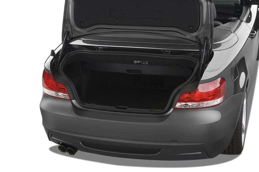 BMW 1 Series (Baujahr 2010) 135i 2 Türen Kofferraum