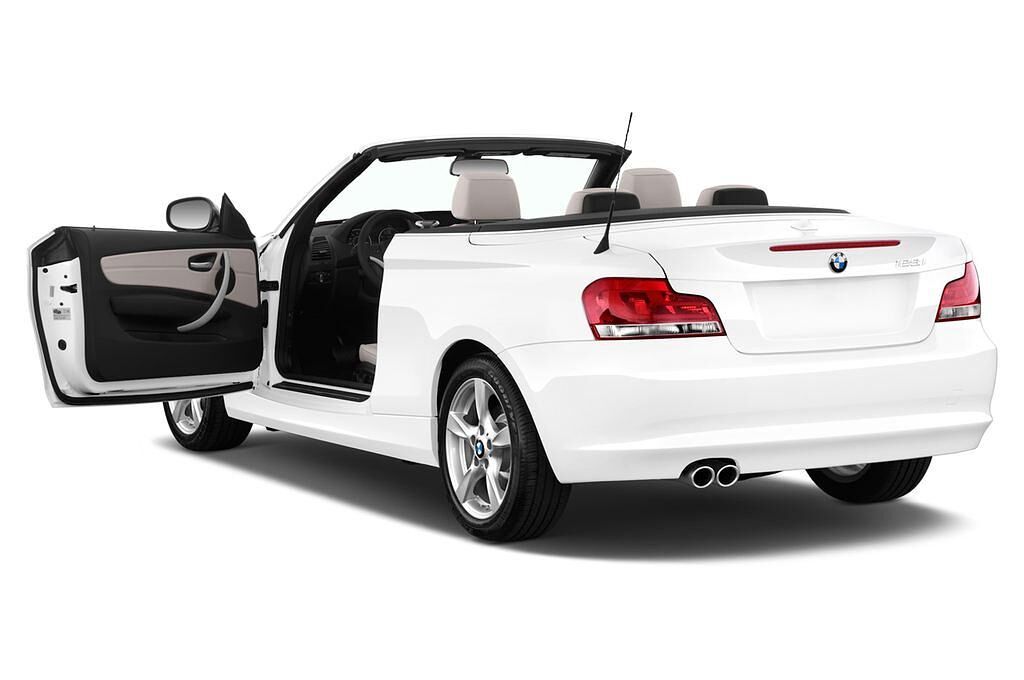 BMW 1 Series (Baujahr 2011) - 2 Türen Tür geöffnet