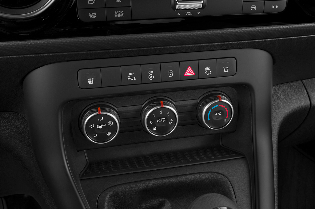 Mercedes Citan Tourer (Baujahr 2022) Pro 5 Türen Temperatur und Klimaanlage