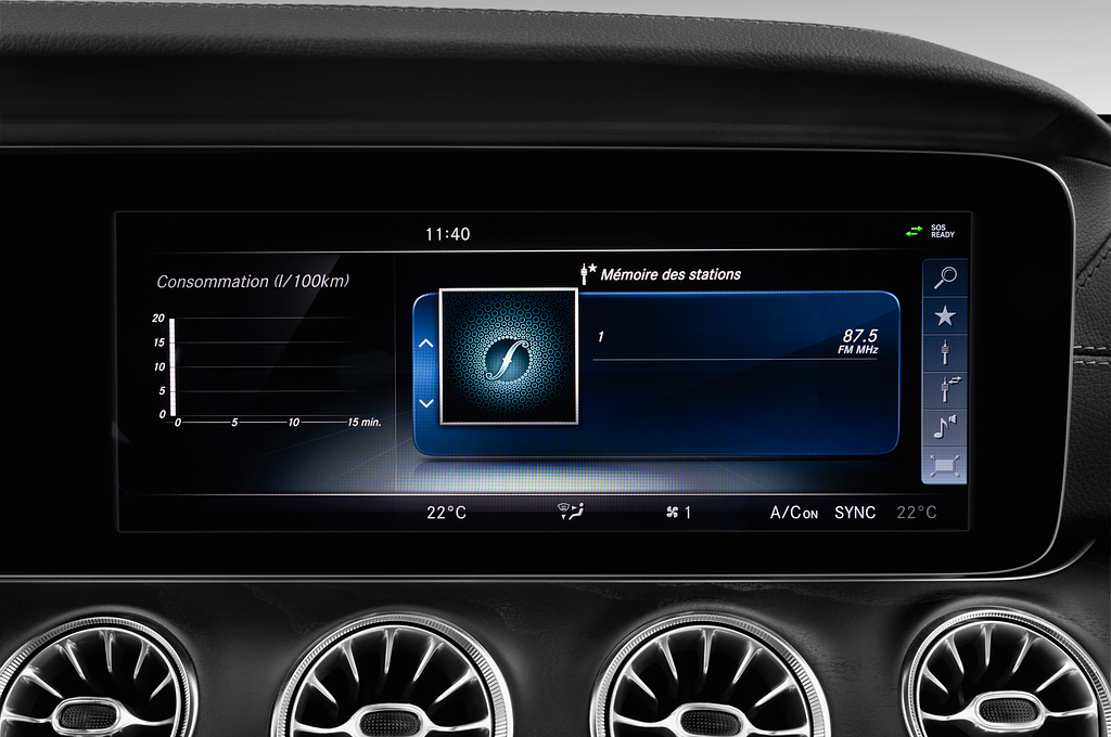 Mercedes E Class (Baujahr 2021) AMG Line 2 Türen Radio und Infotainmentsystem