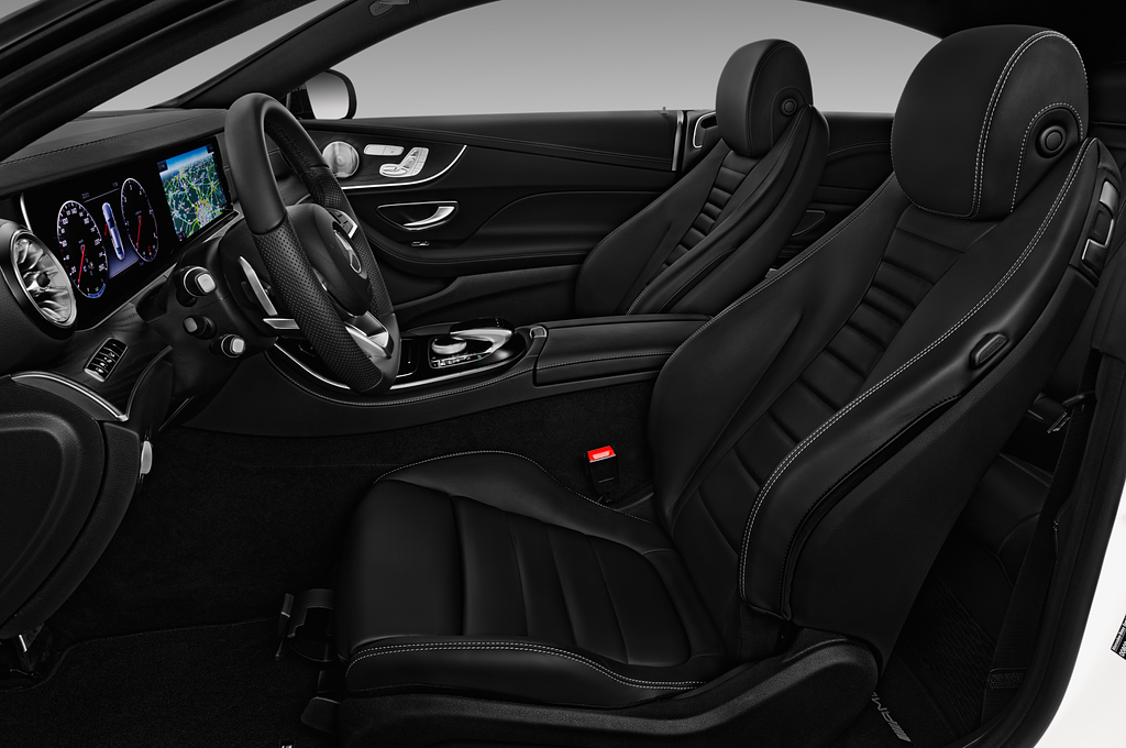 Mercedes E Class (Baujahr 2021) AMG Line 2 Türen Vordersitze