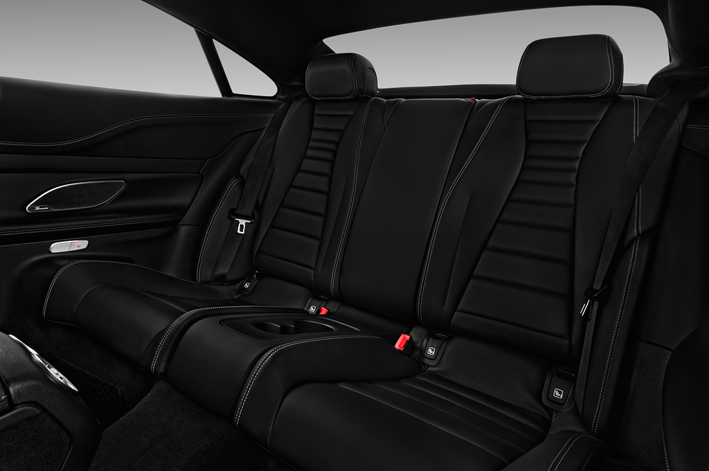 Mercedes E Class (Baujahr 2021) AMG Line 2 Türen Rücksitze