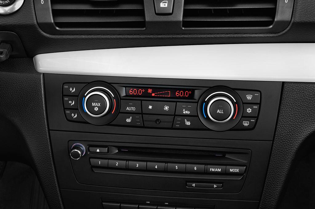 BMW 1 Series (Baujahr 2011) - 2 Türen Temperatur und Klimaanlage
