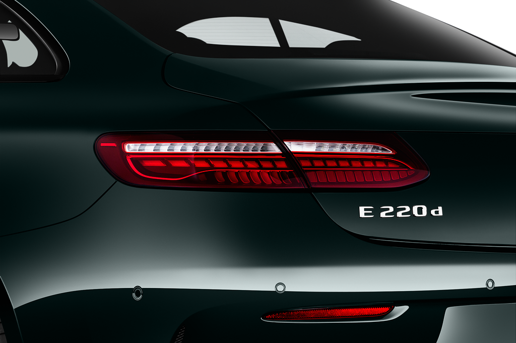 Mercedes E Class (Baujahr 2021) AMG Line 2 Türen Rücklicht