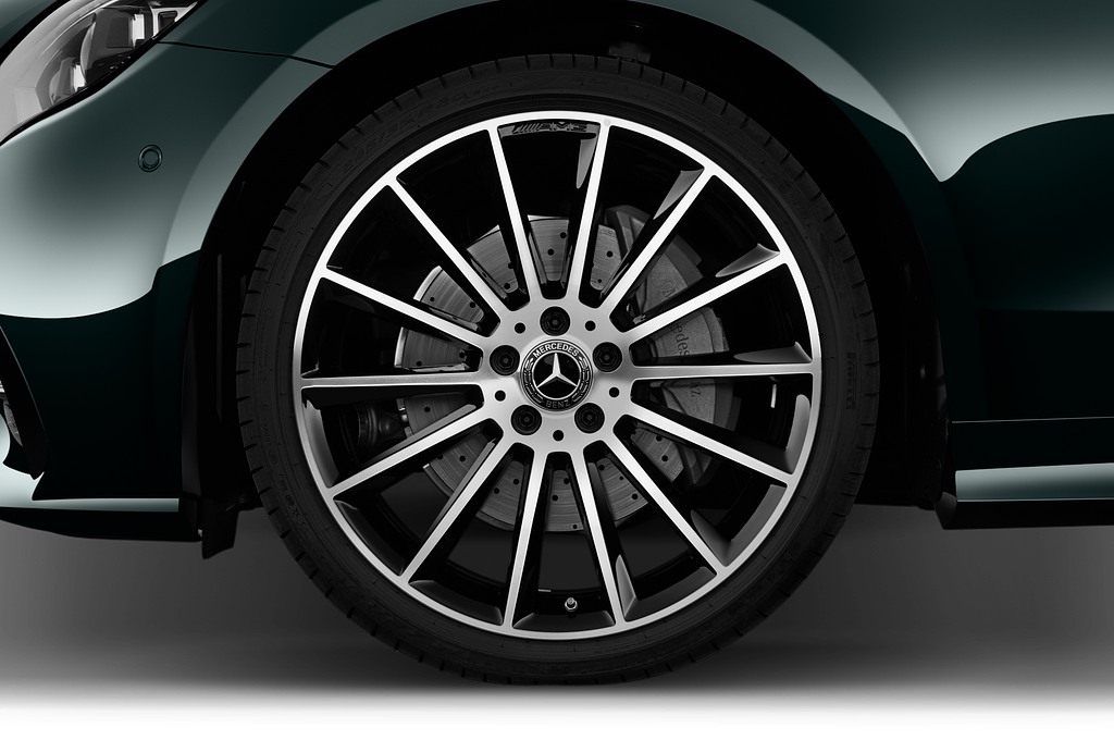 Mercedes E Class (Baujahr 2021) AMG Line 2 Türen Reifen und Felge