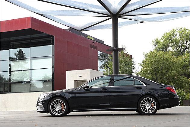 Optische Unterschiede zum S 63 beschränken sich weitgehend auf die Frontpartie