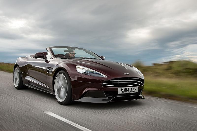 Der Aston Martin Vanquish Volante V12 S verströmt Eleganz