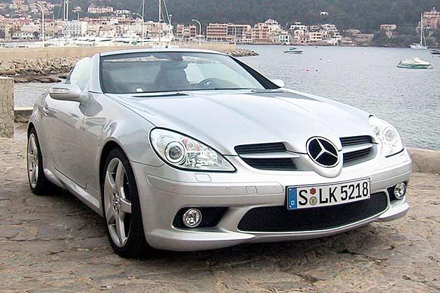 Leitwerk im Kühlergrill