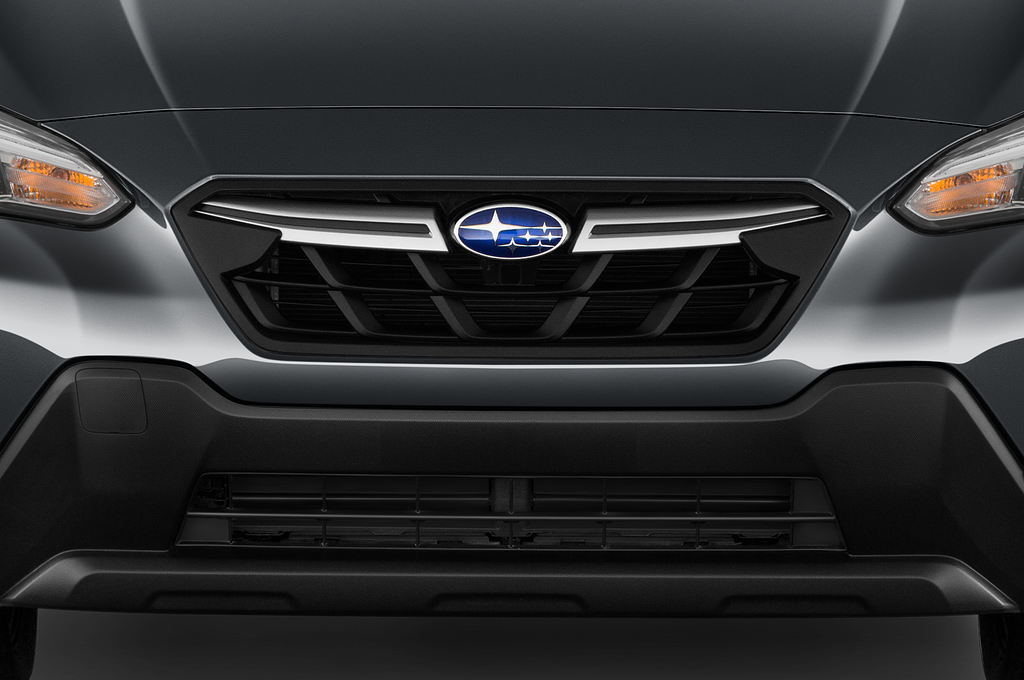 Subaru XV MHEV (Baujahr 2023) Trend 5 Türen Kühlergrill und Scheinwerfer
