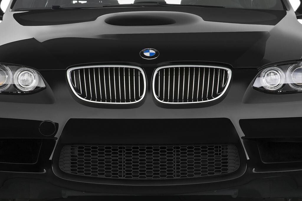 BMW M3 (Baujahr 2010) M3 4 Türen Kühlergrill und Scheinwerfer