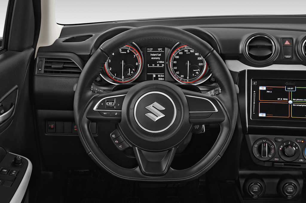 Suzuki Swift (Baujahr 2020) Comfort Hybrid 5 Türen Lenkrad