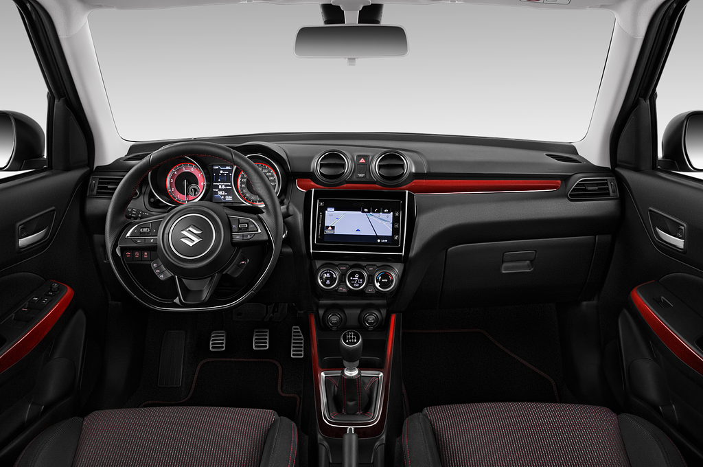 Suzuki Swift Sport (Baujahr 2020) Hybrid 5 Türen Cockpit und Innenraum