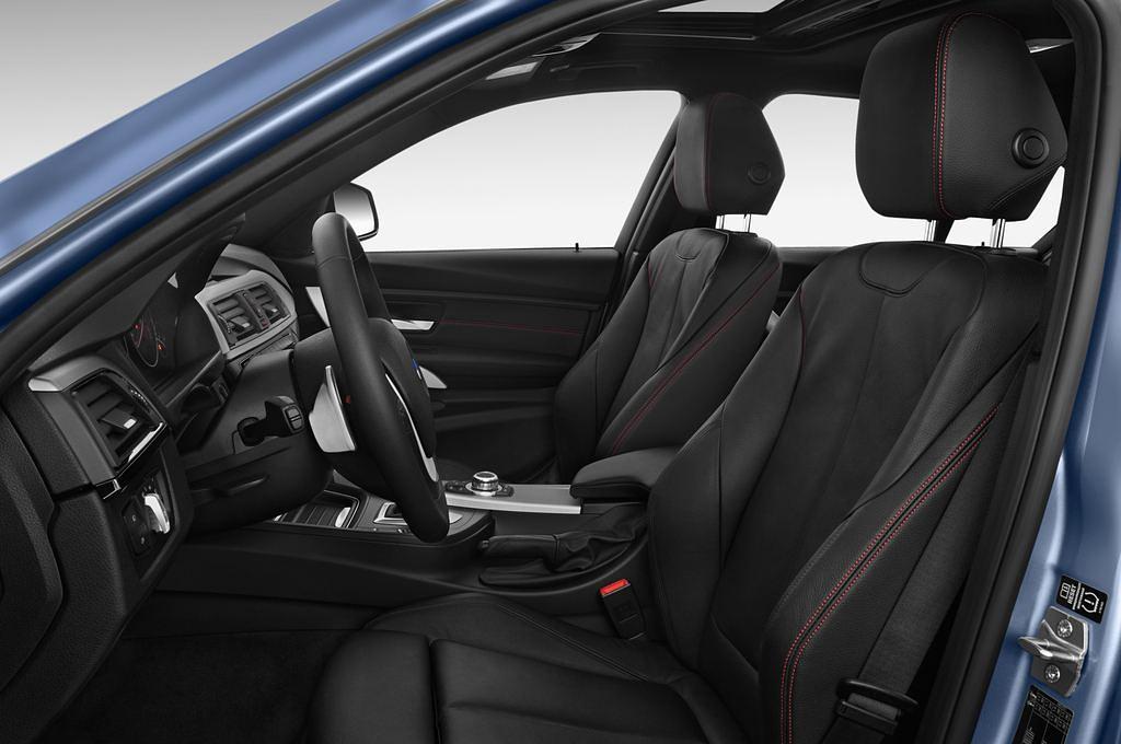BMW 3 Series (Baujahr 2015) Sport Line 4 Türen Vordersitze