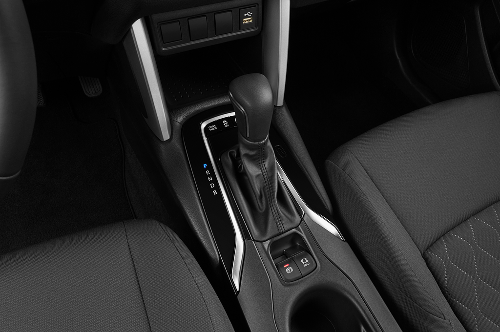 Toyota Corolla Cross (Baujahr 2023) Lounge 5 Türen Schalthebel