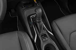 Toyota Corolla Hybrid Touring Sports (Baujahr 2023) Lounge 5 Türen Schalthebel