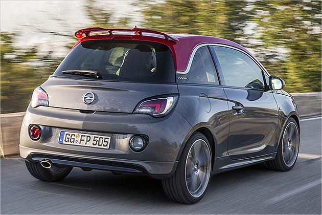 Das Fahrwerk und die Lenkung sind auf flotte Kurvenfahrten ausgelegt