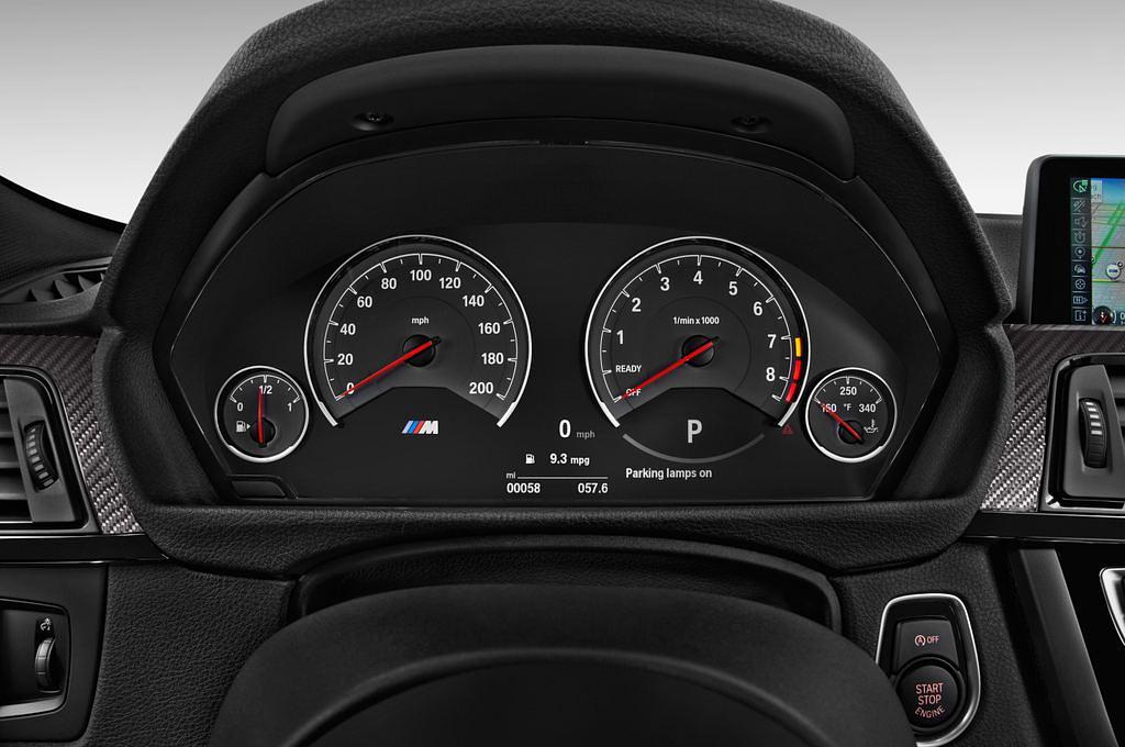 BMW M3 (Baujahr 2015) M3 4 Türen Tacho und Fahrerinstrumente