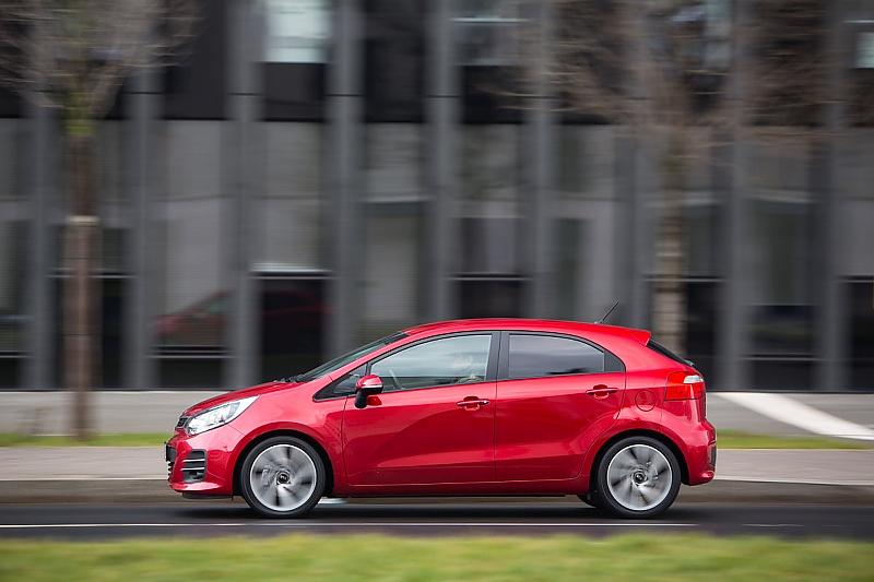 Kia Rio 1.2 Modellpflege 2015 - 4,05 Meter lang