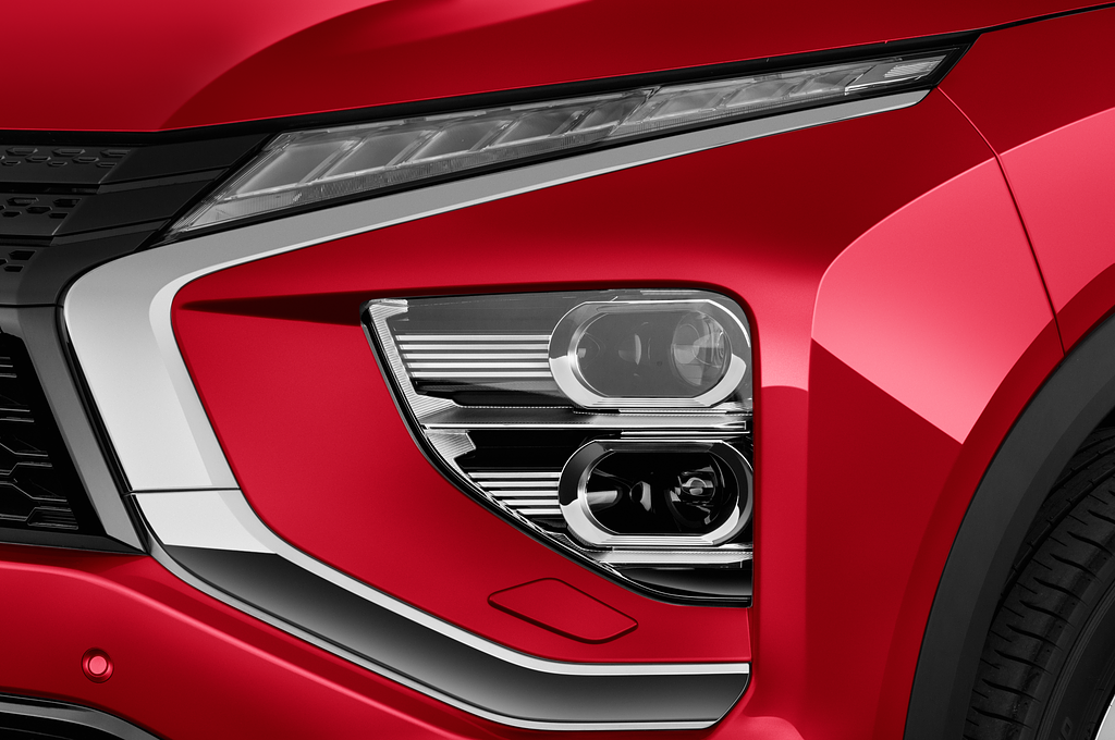 Mitsubishi Eclipse Cross PHEV (Baujahr 2021) Plus 5 Türen Scheinwerfer