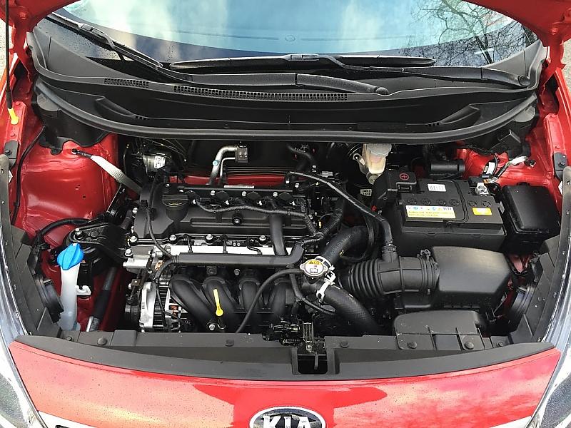 Kia Rio 1.2 Modellpflege 2015 - der Basismotor leistet 62 kW / 84 PS und 121 Nm