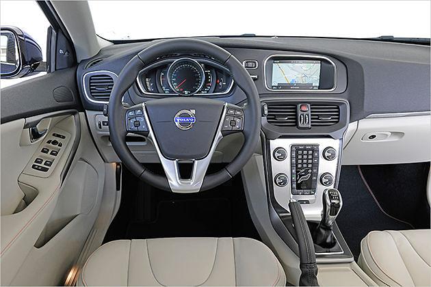 Das Interieur des V40 CC ist hochwertig verarbeitet