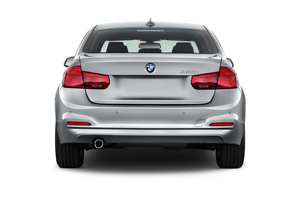 BMW 3 Series (Baujahr 2017) Advantage 4 Türen Heckansicht