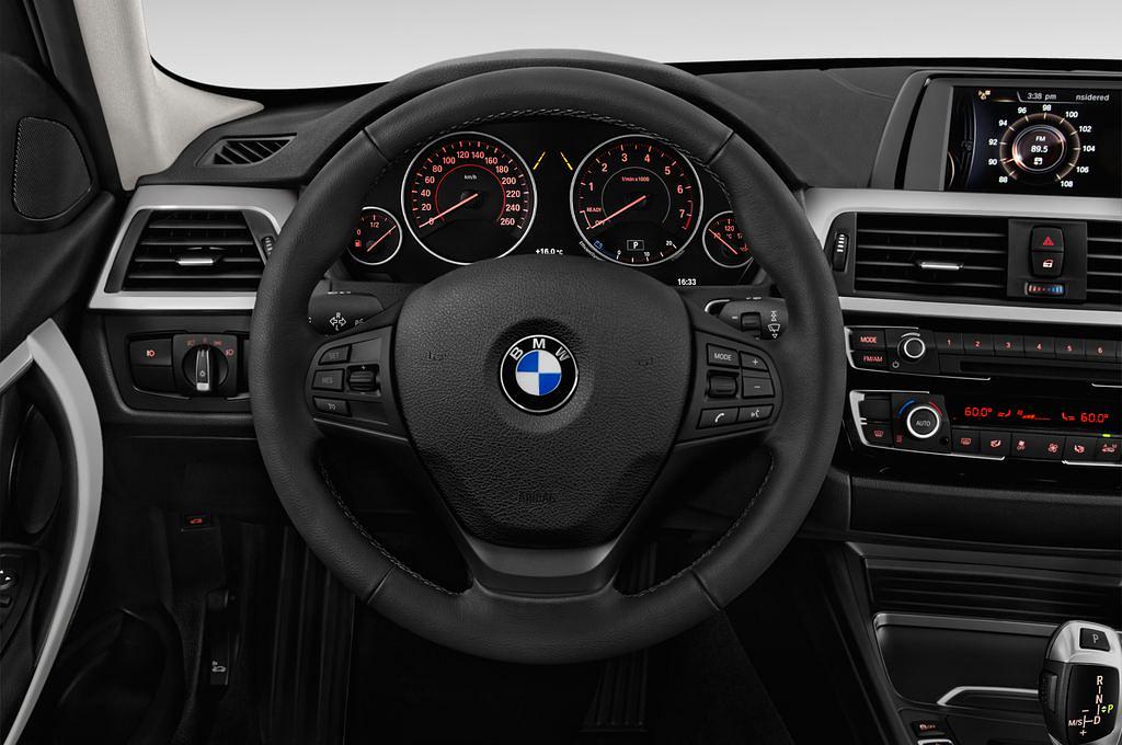 BMW 3 Series (Baujahr 2017) Advantage 4 Türen Lenkrad