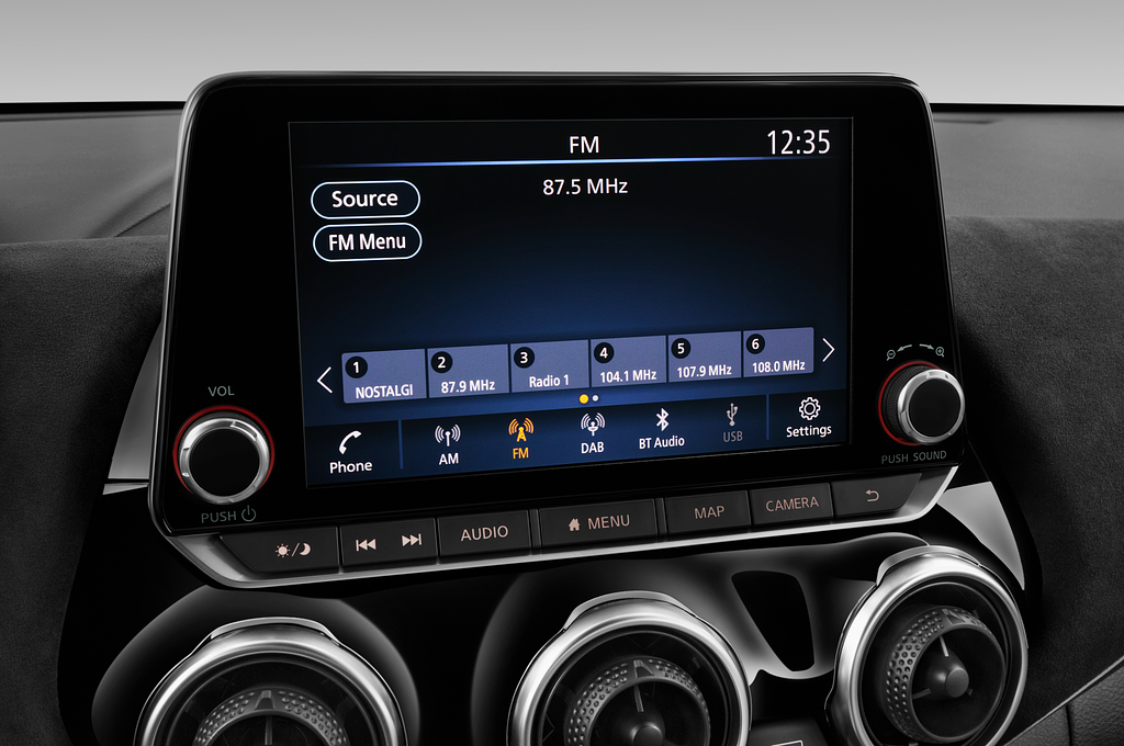 Nissan Juke (Baujahr 2022) Hybrid N-Design 5 Türen Radio und Infotainmentsystem