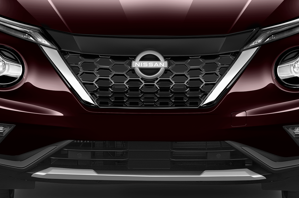 Nissan Juke (Baujahr 2022) Hybrid N-Design 5 Türen Kühlergrill und Scheinwerfer
