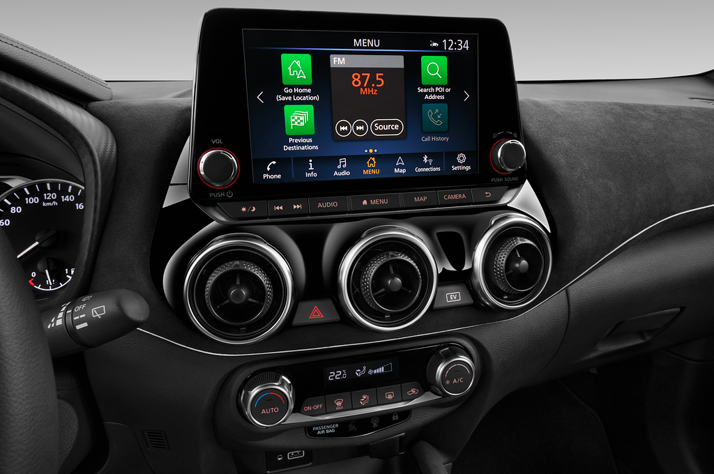 Nissan Juke (Baujahr 2022) Hybrid N-Design 5 Türen Mittelkonsole