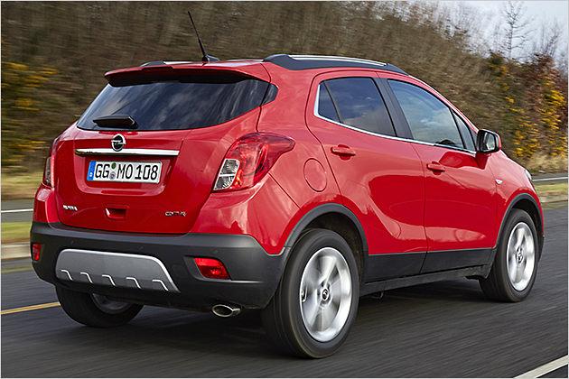 Die ansteigende Fensterlinie schränkt die Sichtverhältnisse ein