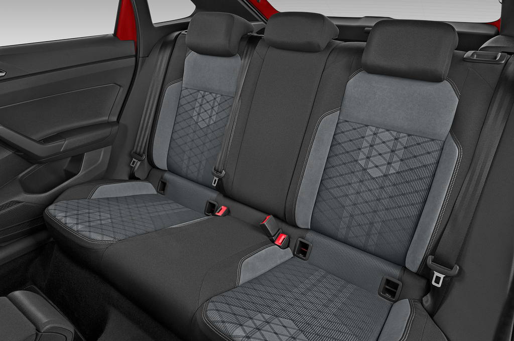 Volkswagen Taigo (Baujahr 2022) R-Line 5 Türen Rücksitze