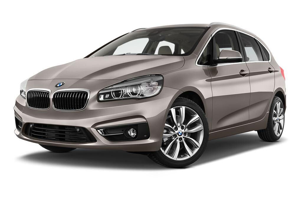 BMW 2 Series (Baujahr 2015) Luxury Line 5 Türen seitlich vorne mit Felge